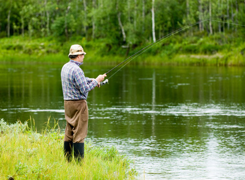 Рыбалка хороша не только самим процессом, но и пейзажами, в которых она имеет место быть